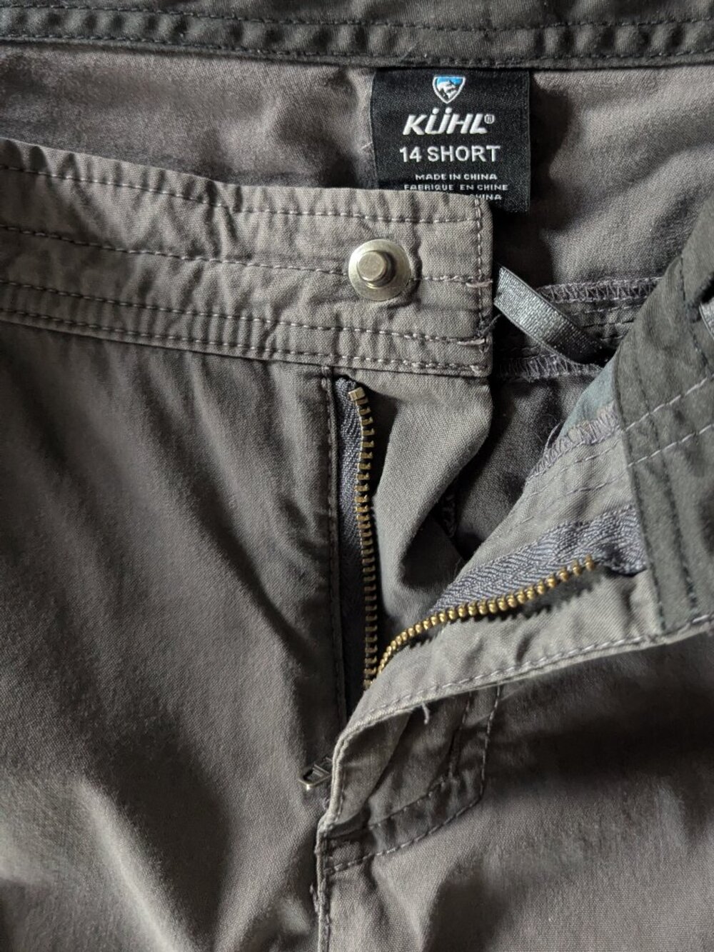 KÜHL Born in the Mountains Charcoal Casual Hiking Pants – 14 Short